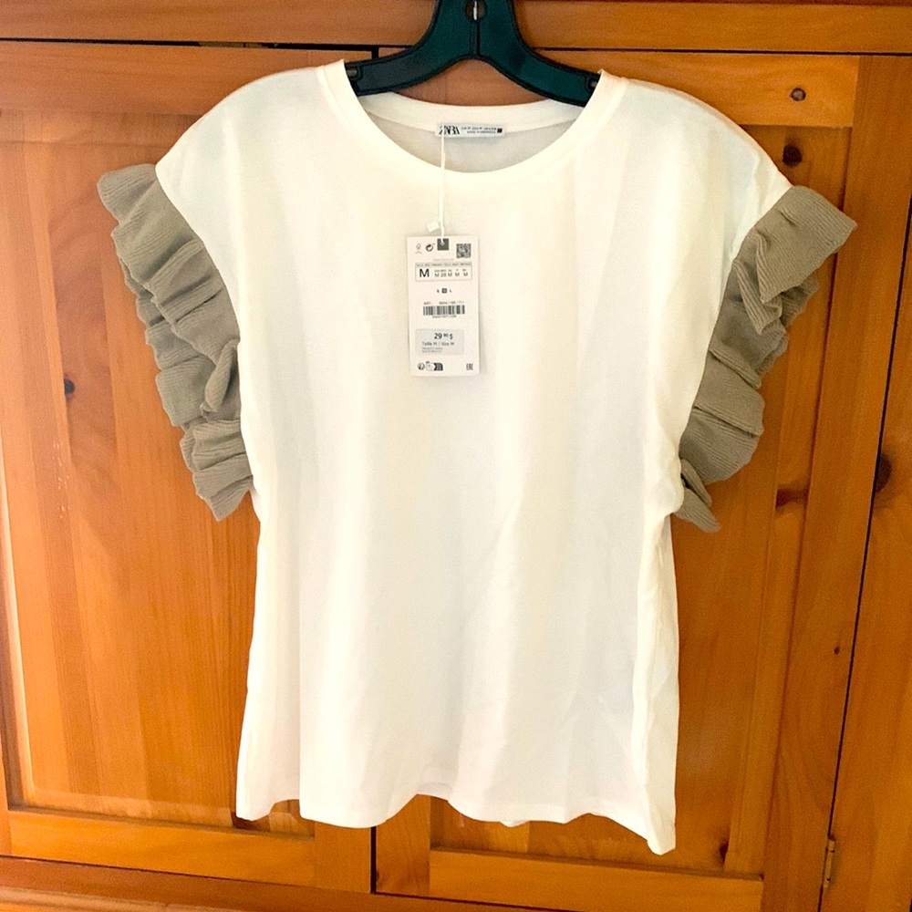 NWT Zara ruffle sleeve t-shirt
